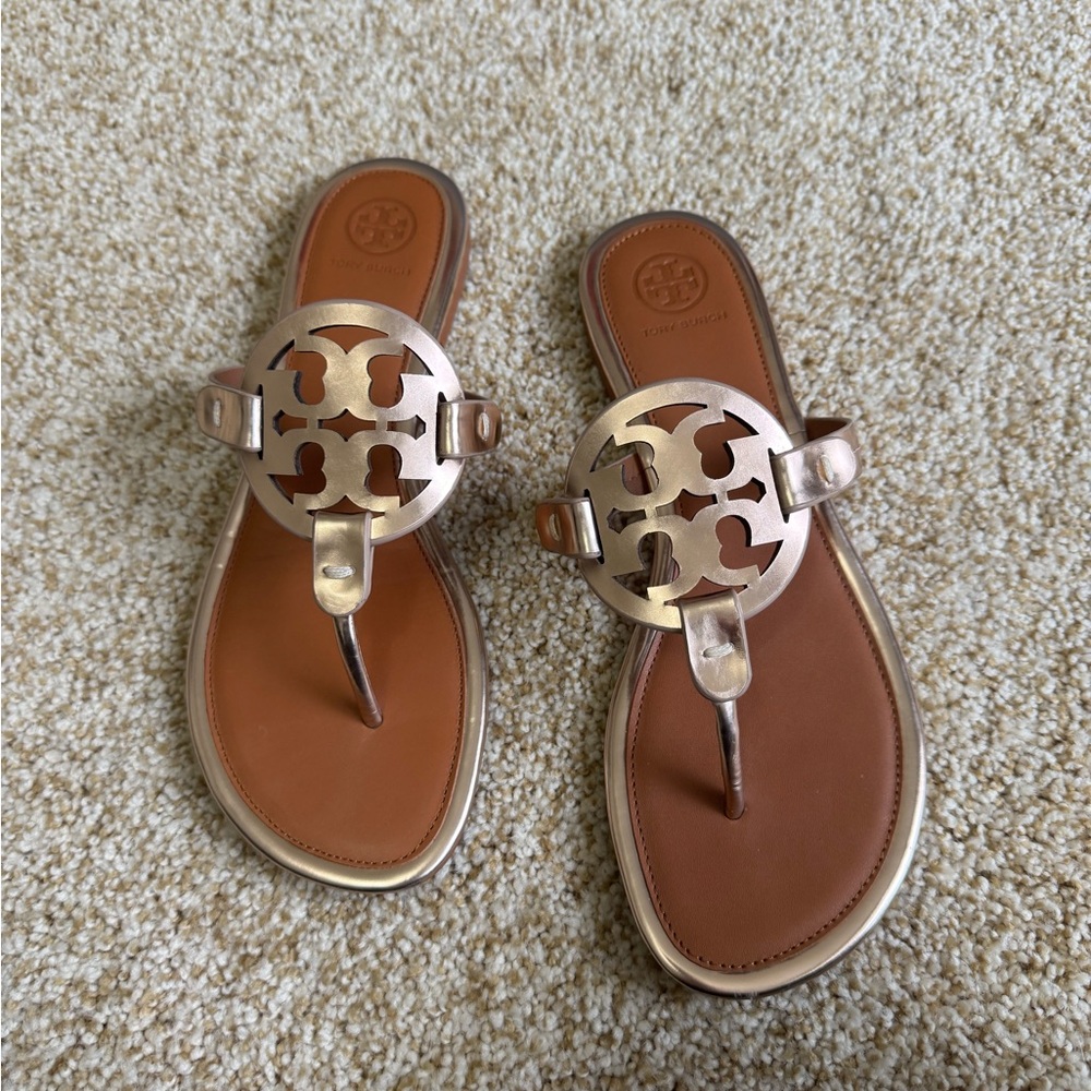 Authentic Tory Burch Rose Gold Metallic Sandals - Picture 2 of 6